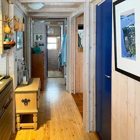 Modern Mountain Near Hiking Terrain Holiday home *